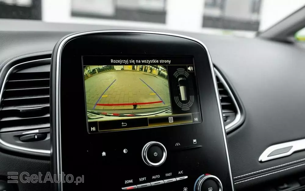 RENAULT Grand Scenic 