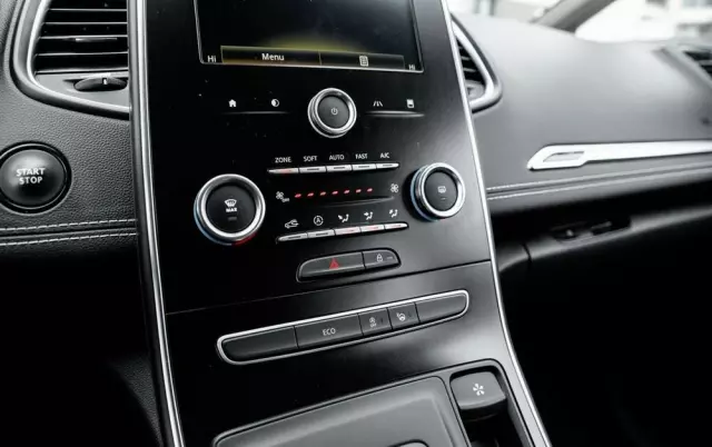 RENAULT Grand Scenic 