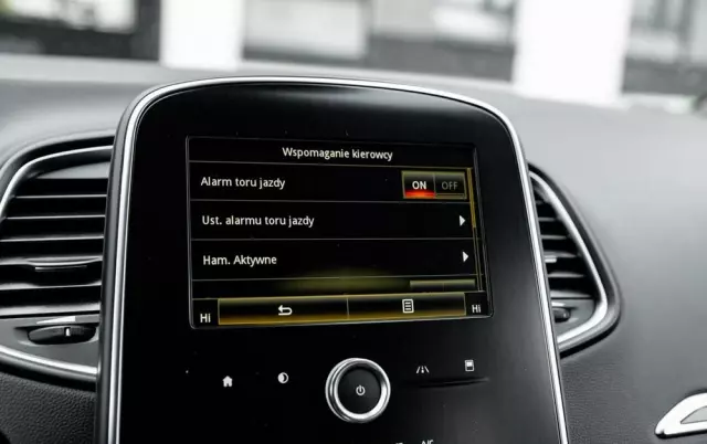 RENAULT Grand Scenic 