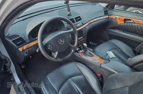 MERCEDES-BENZ Klasa E 