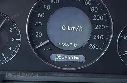 MERCEDES-BENZ Klasa E 