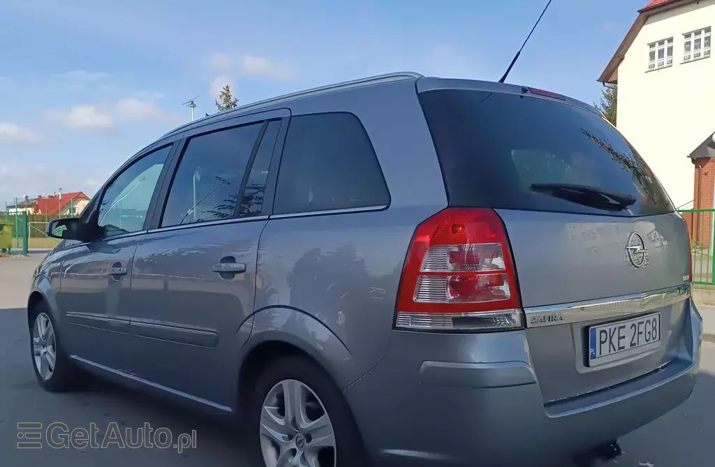 OPEL Zafira 