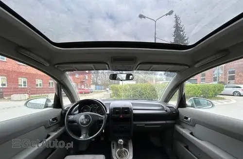 AUDI A2 