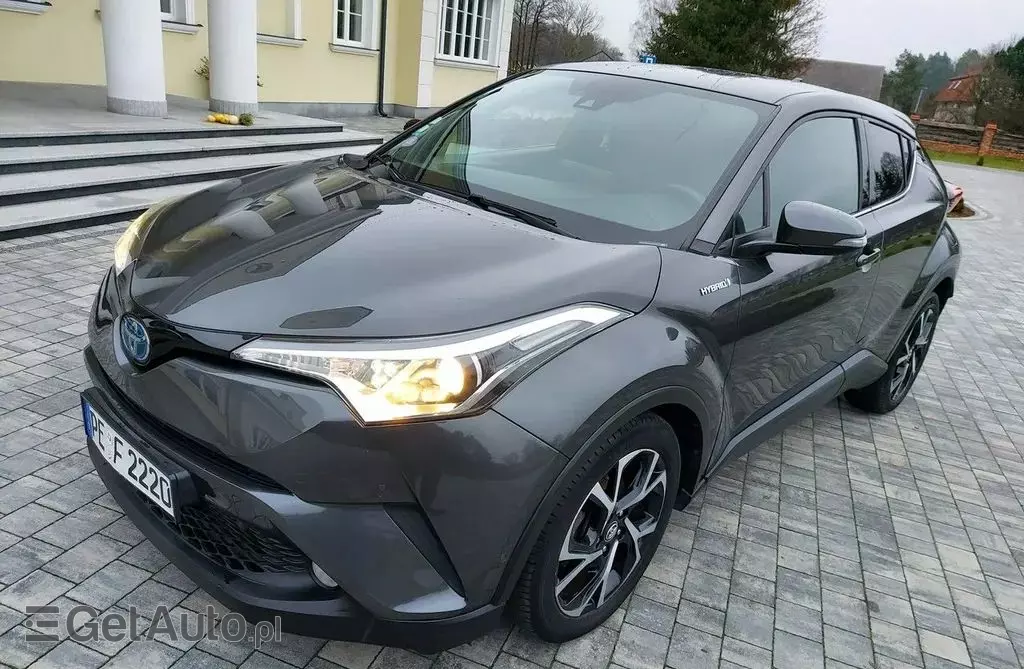 TOYOTA C-HR 