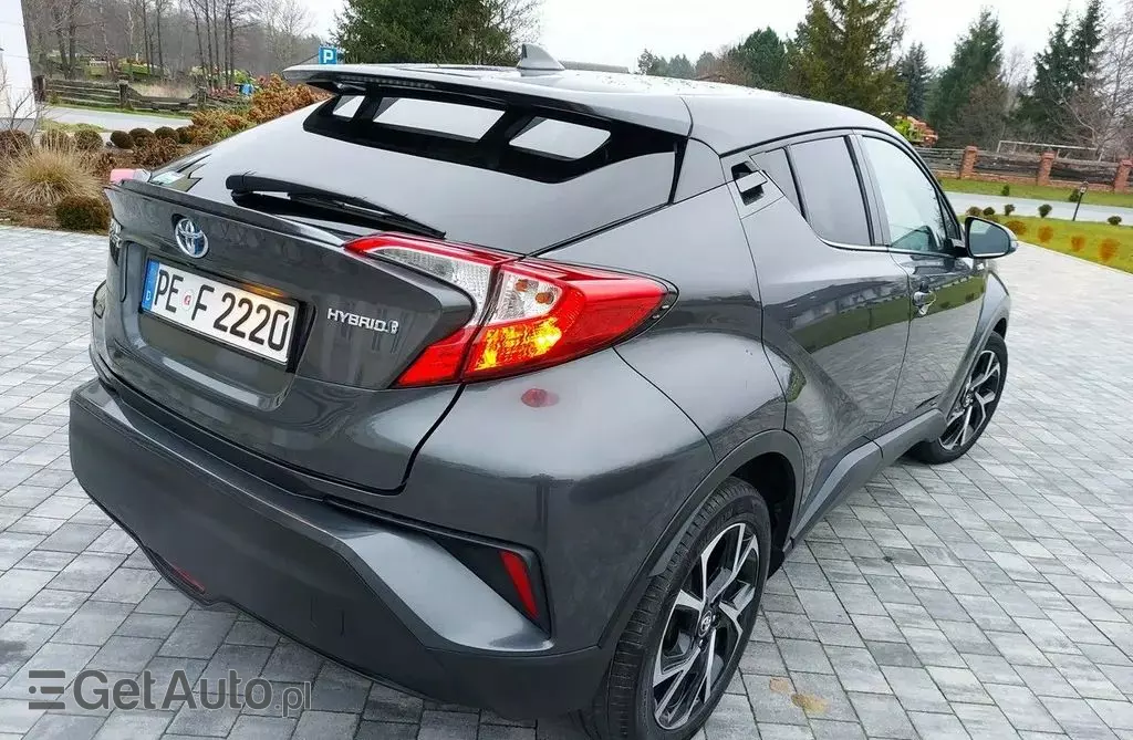 TOYOTA C-HR 