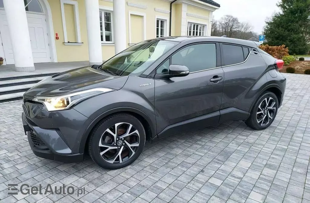 TOYOTA C-HR 