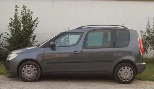 SKODA Roomster 