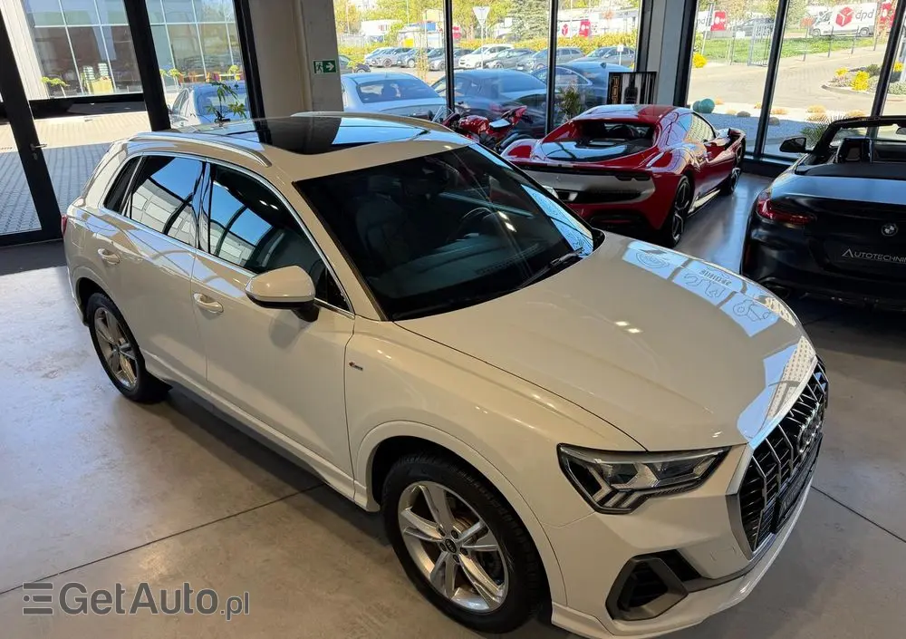 AUDI Q3 45 TFSI Quattro S tronic advanced