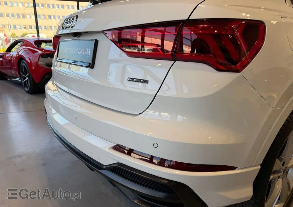 AUDI Q3 45 TFSI Quattro S tronic advanced