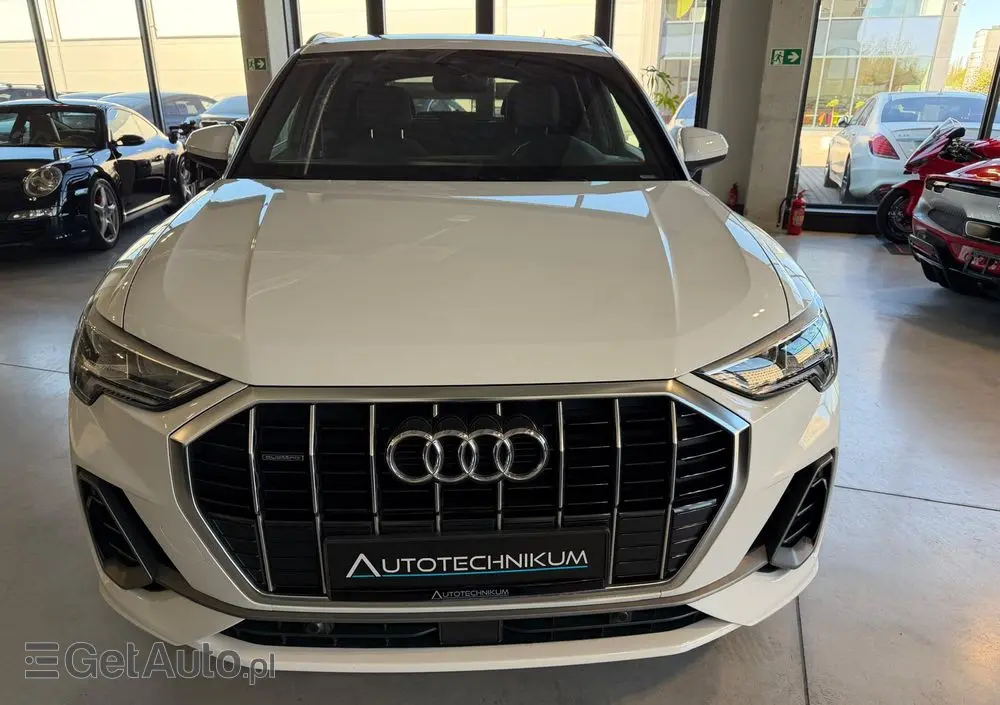 AUDI Q3 45 TFSI Quattro S tronic advanced