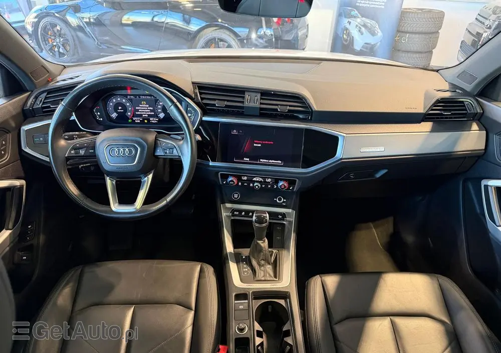 AUDI Q3 45 TFSI Quattro S tronic advanced