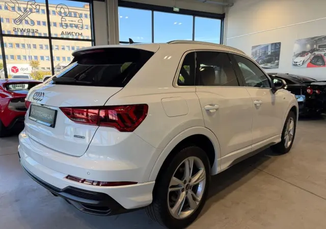 AUDI Q3 45 TFSI Quattro S tronic advanced