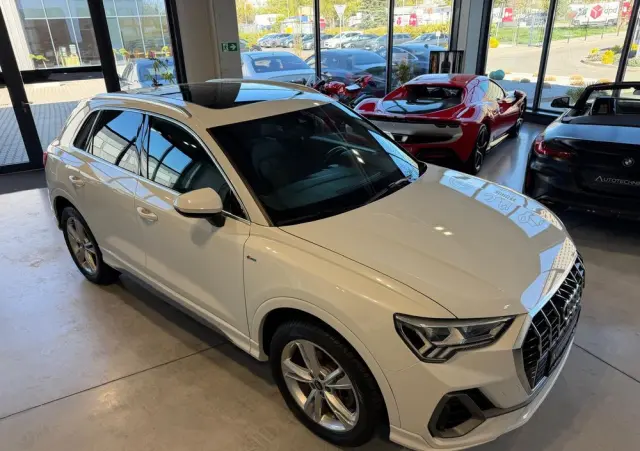 AUDI Q3 45 TFSI Quattro S tronic advanced