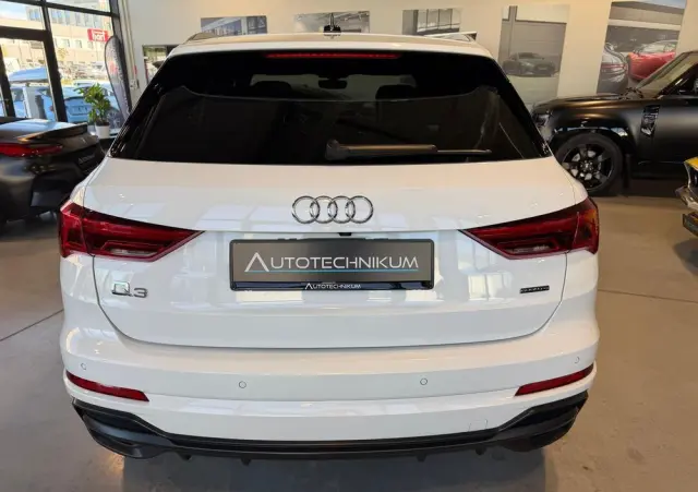 AUDI Q3 45 TFSI Quattro S tronic advanced
