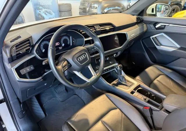 AUDI Q3 45 TFSI Quattro S tronic advanced