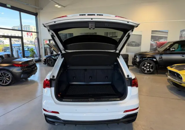 AUDI Q3 45 TFSI Quattro S tronic advanced