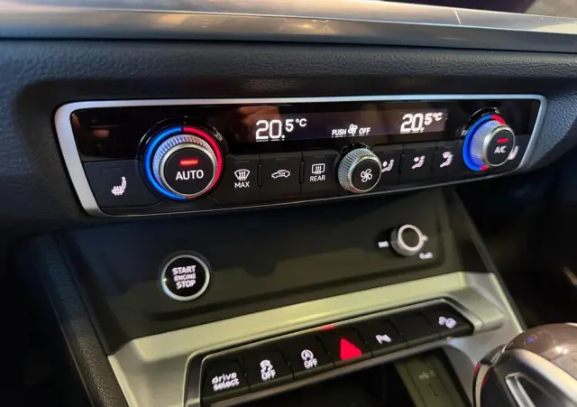 AUDI Q3 45 TFSI Quattro S tronic advanced