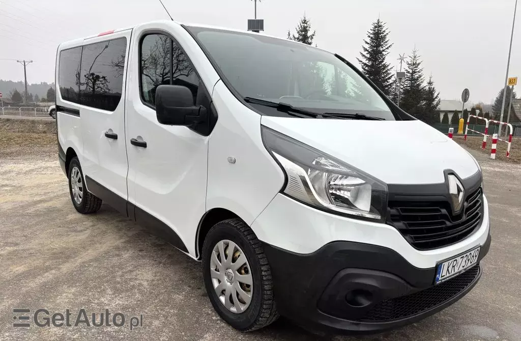 RENAULT Trafic 