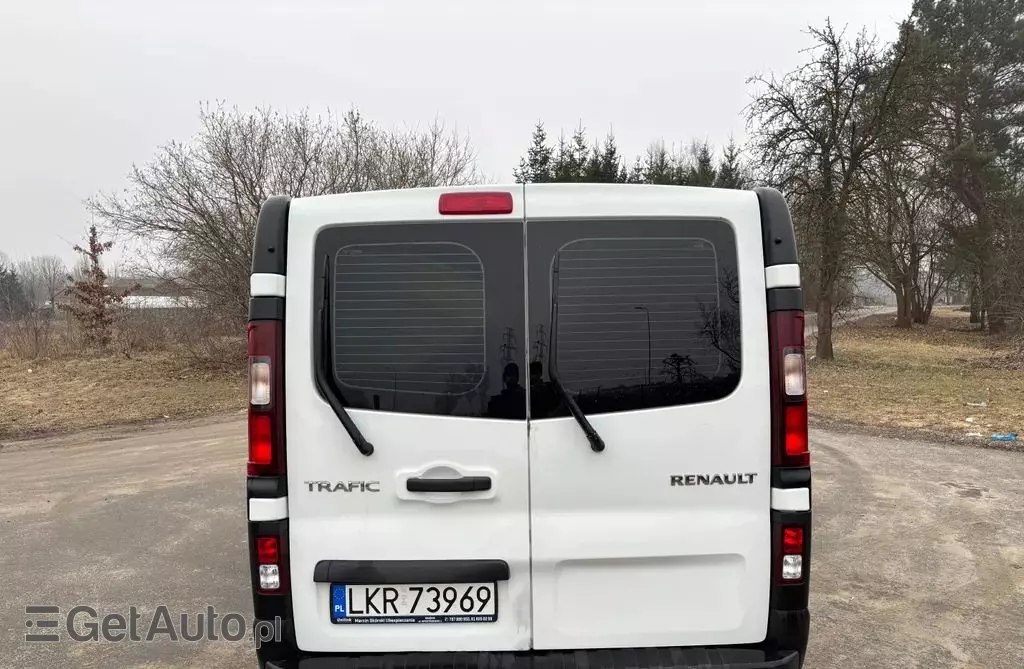 RENAULT Trafic 