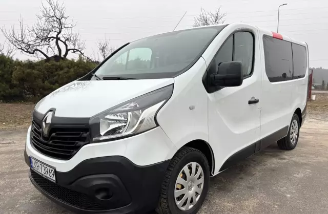 RENAULT Trafic 