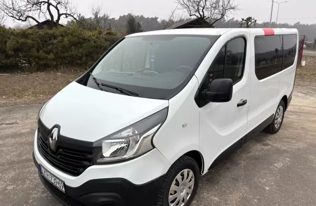 RENAULT Trafic 