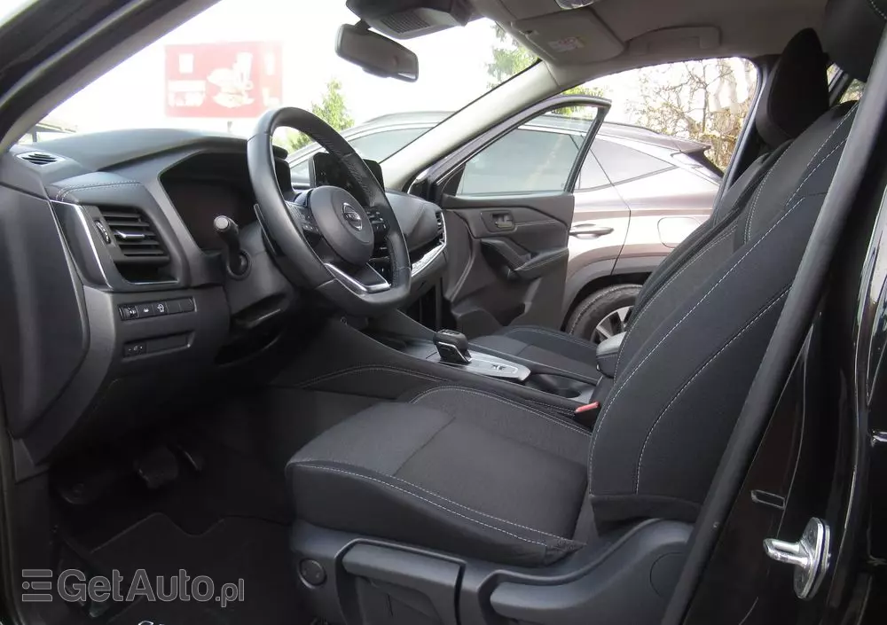 NISSAN Qashqai 1.3 DIG-T N-Connecta DCT