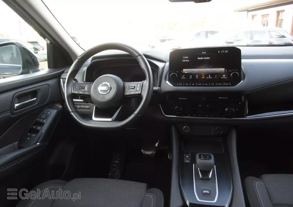 NISSAN Qashqai 1.3 DIG-T N-Connecta DCT