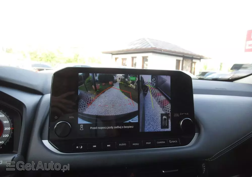 NISSAN Qashqai 1.3 DIG-T N-Connecta DCT