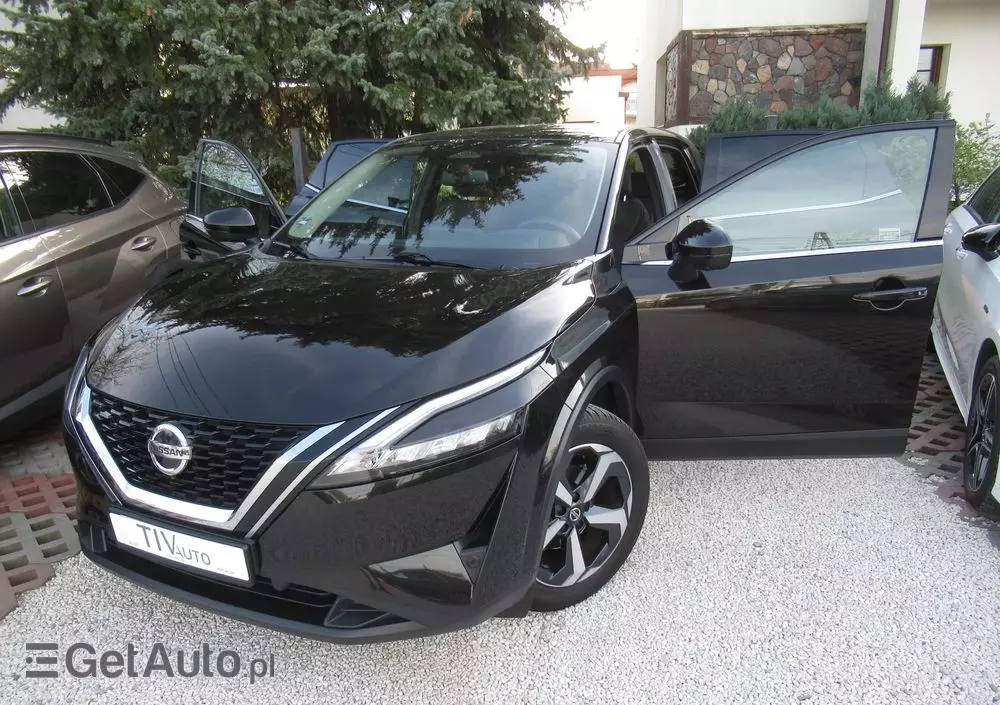 NISSAN Qashqai 1.3 DIG-T N-Connecta DCT