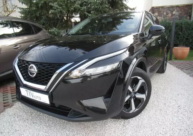 NISSAN Qashqai 1.3 DIG-T N-Connecta DCT