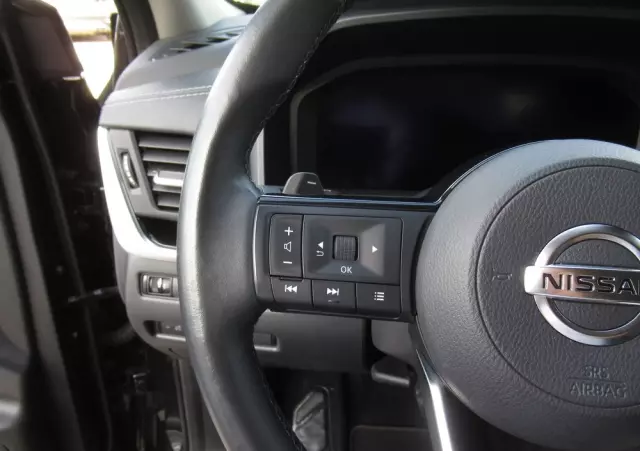 NISSAN Qashqai 1.3 DIG-T N-Connecta DCT