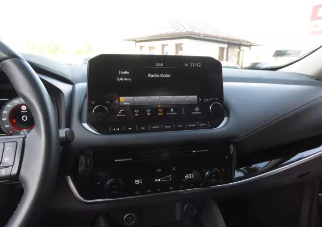 NISSAN Qashqai 1.3 DIG-T N-Connecta DCT