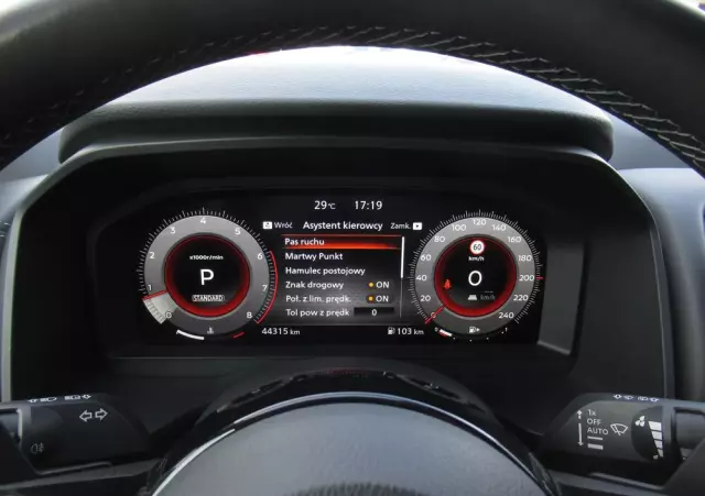 NISSAN Qashqai 1.3 DIG-T N-Connecta DCT