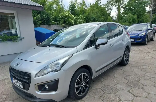 PEUGEOT 3008 