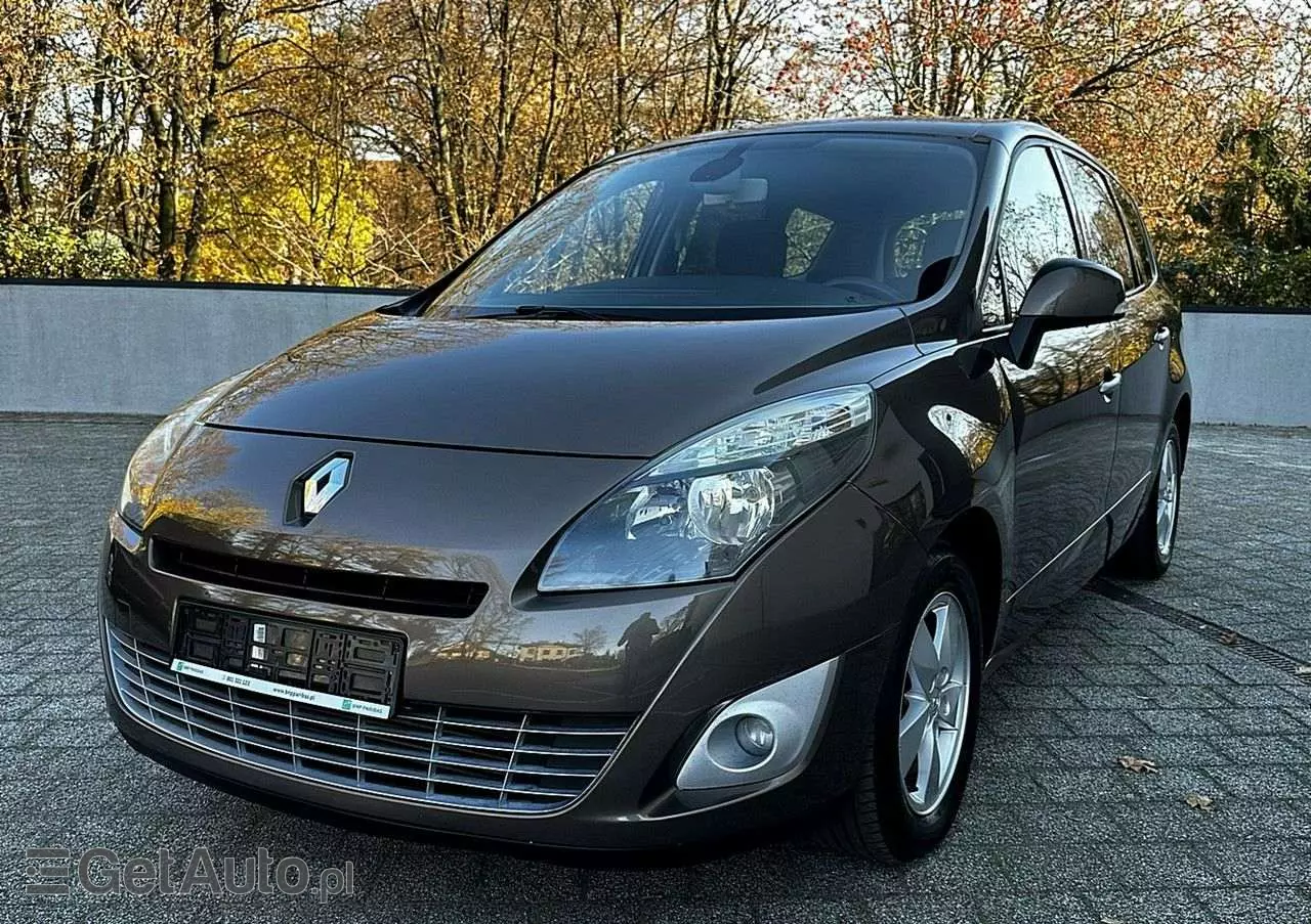 RENAULT Grand Scenic 