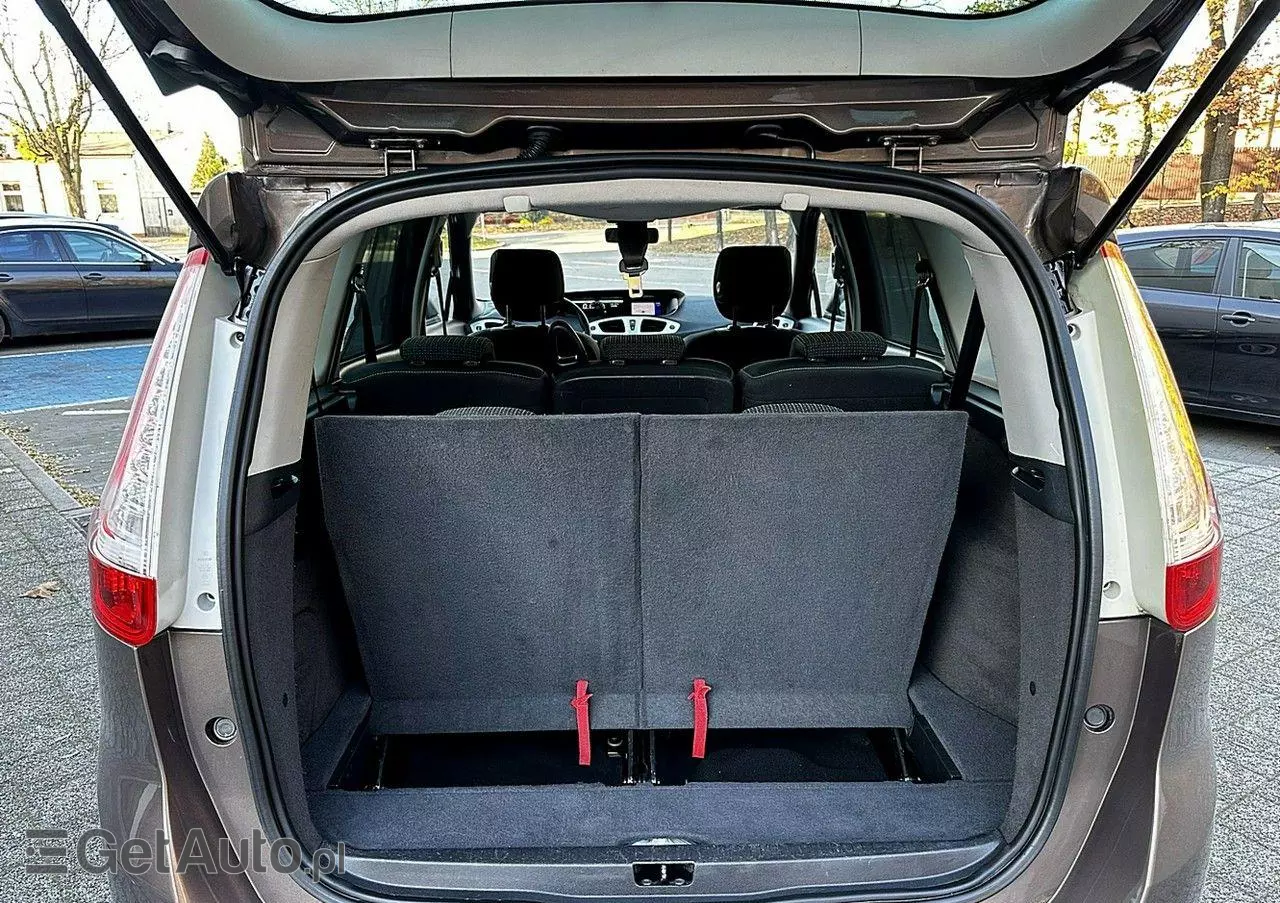 RENAULT Grand Scenic 