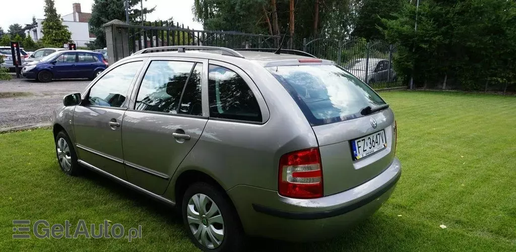 SKODA Fabia 