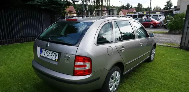 SKODA Fabia 