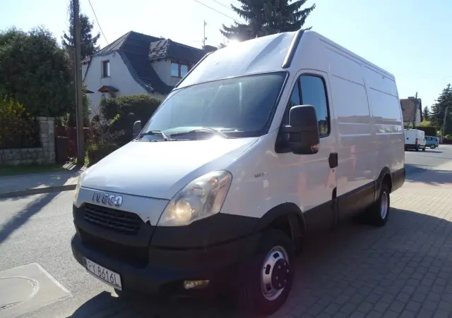 IVECO DAILY 35C13 - 2,3 HPI 130 KONI , L3 H2 , KLIMATYZACJA, , 
