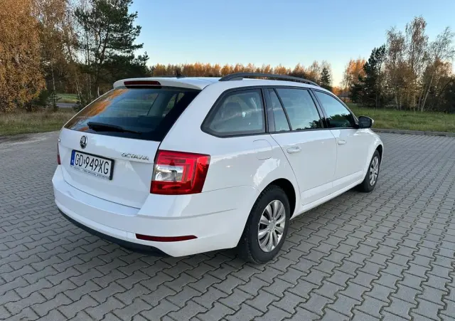 SKODA Octavia 
