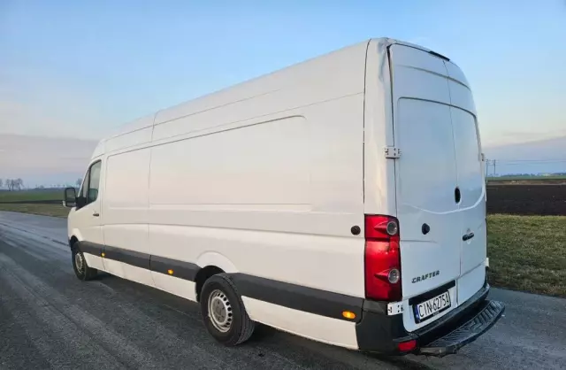 VOLKSWAGEN Crafter 