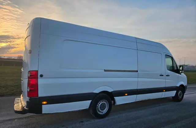 VOLKSWAGEN Crafter 