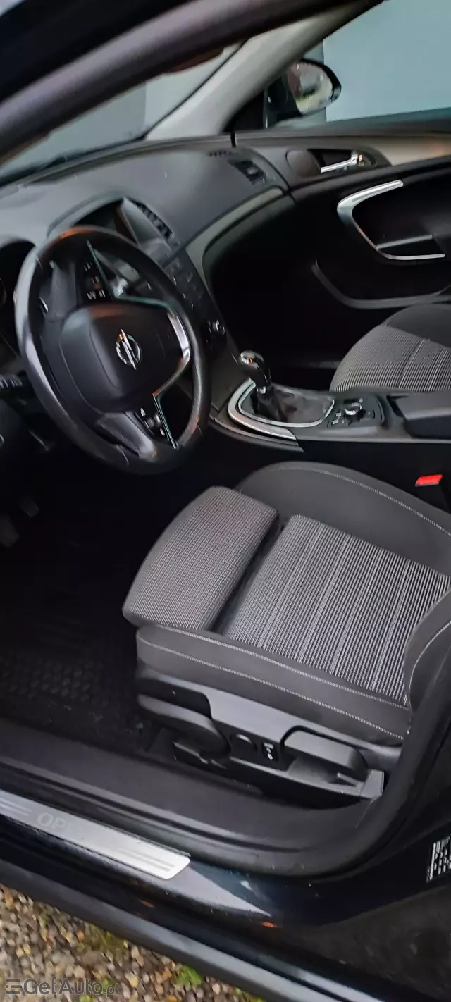 OPEL Insignia Active