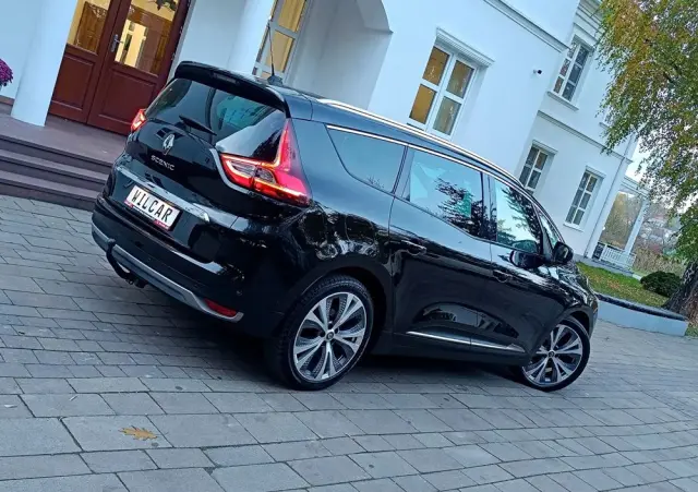 RENAULT Grand Scenic BLUE dCi 120 BLACK EDITION