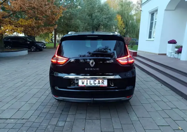 RENAULT Grand Scenic BLUE dCi 120 BLACK EDITION