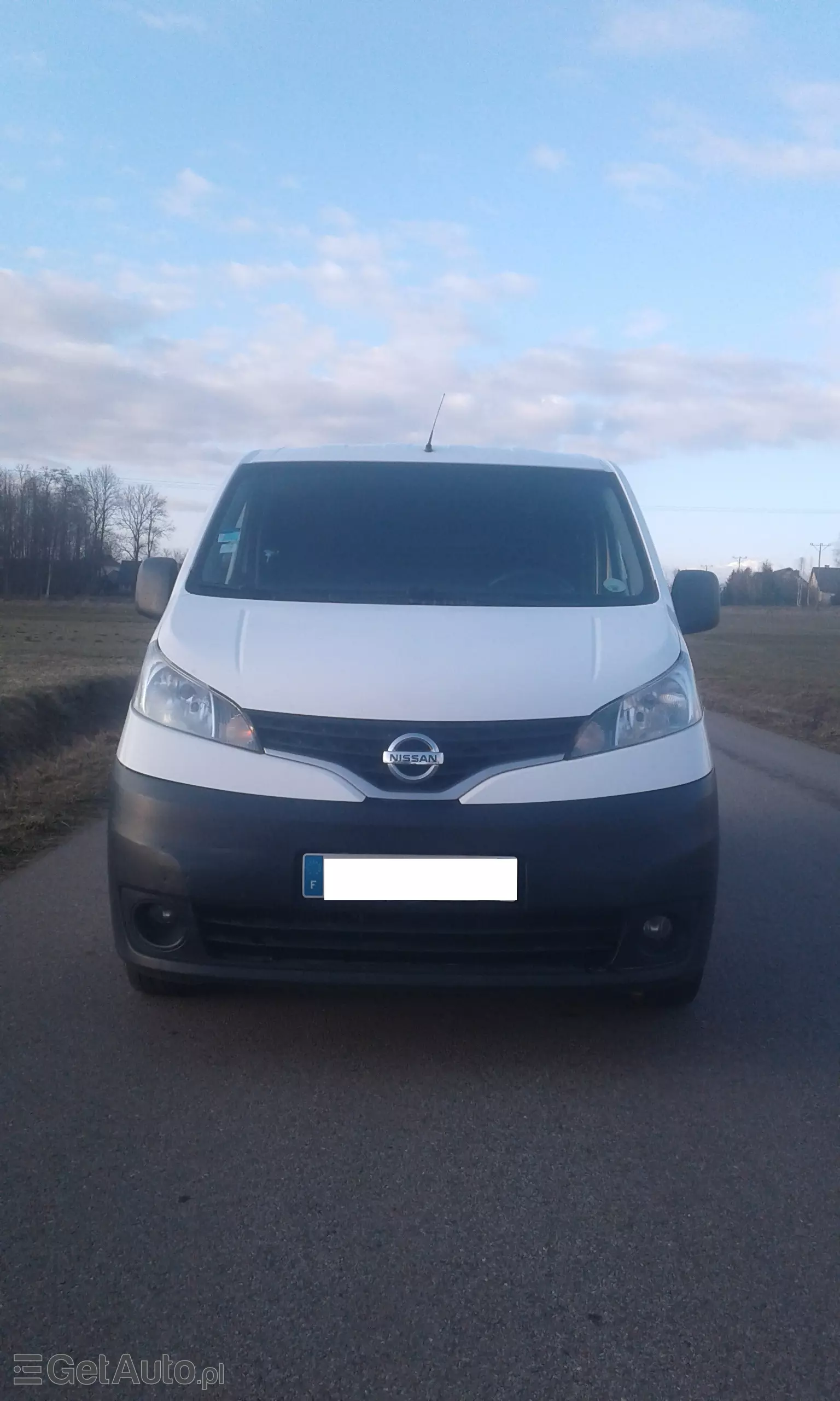 NISSAN NV200 