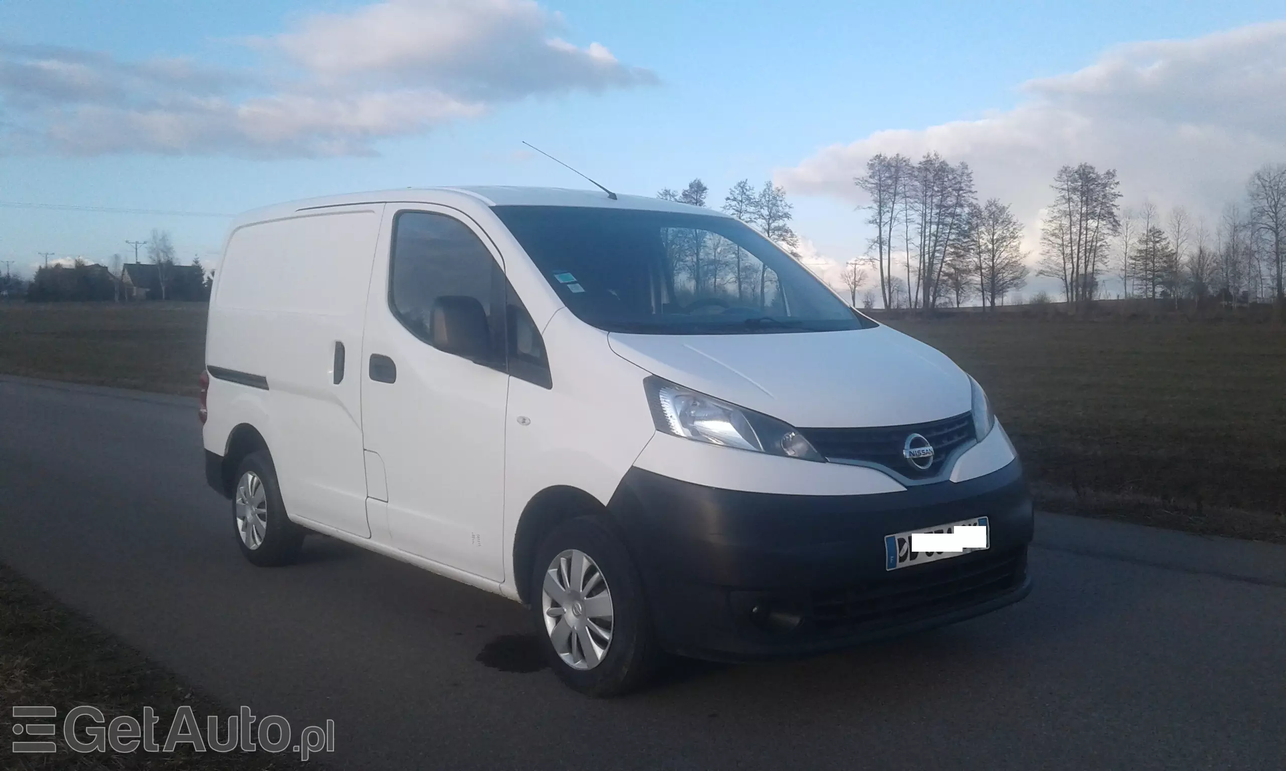 NISSAN NV200 