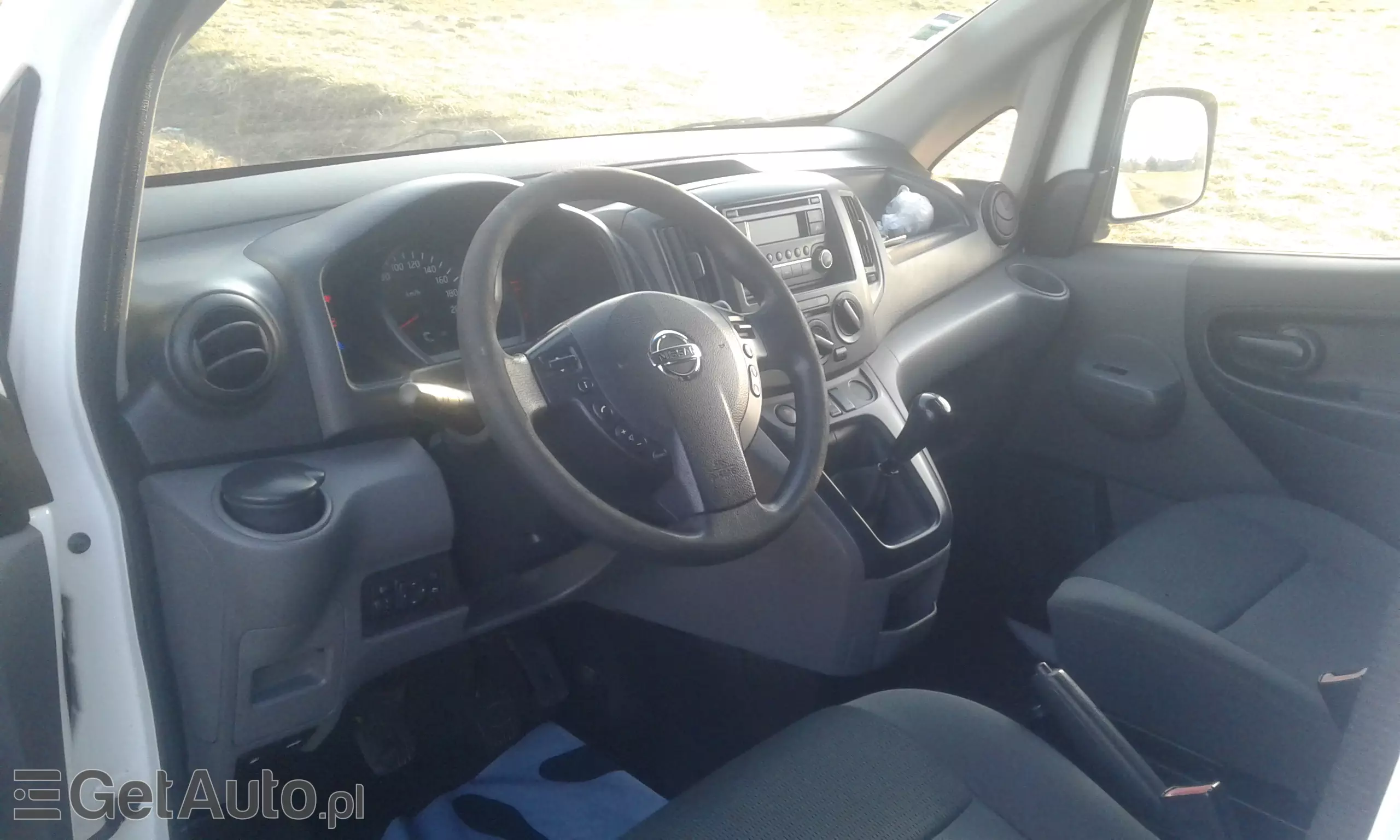 NISSAN NV200 
