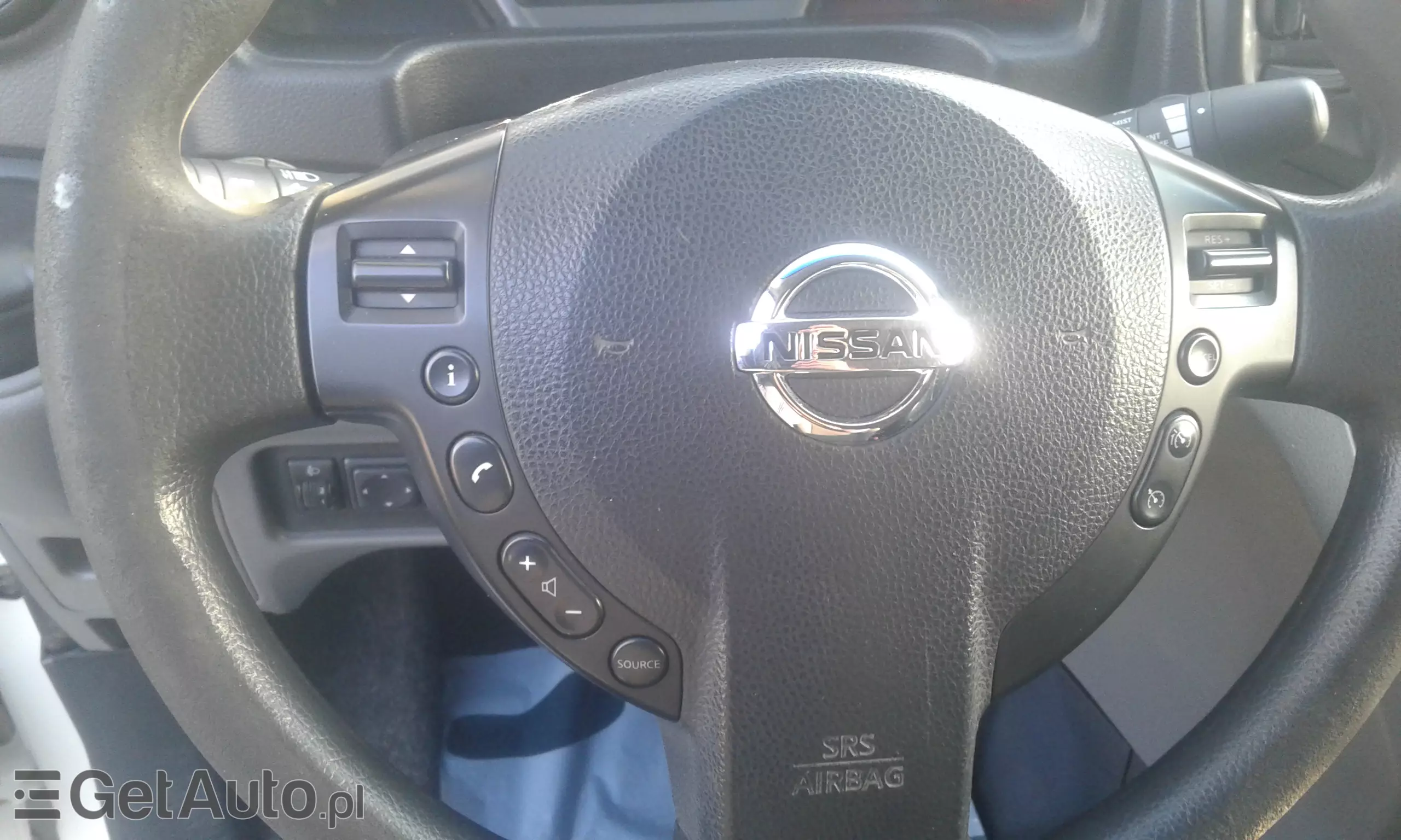 NISSAN NV200 