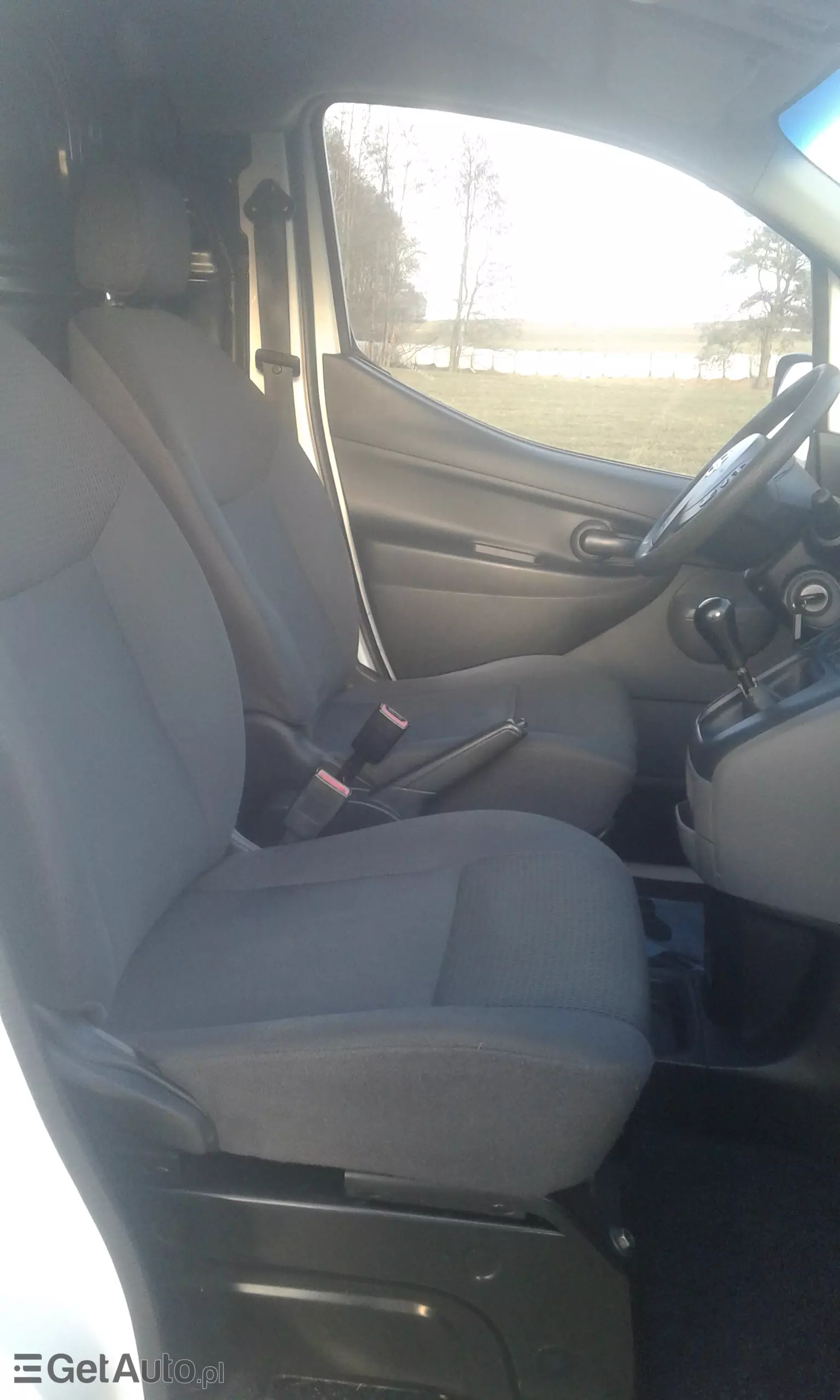NISSAN NV200 